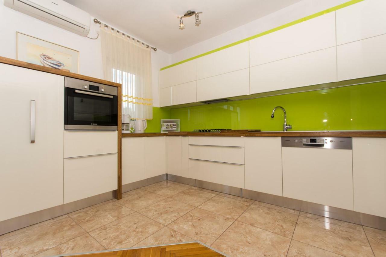 Apartman Domic Slatine Luaran gambar
