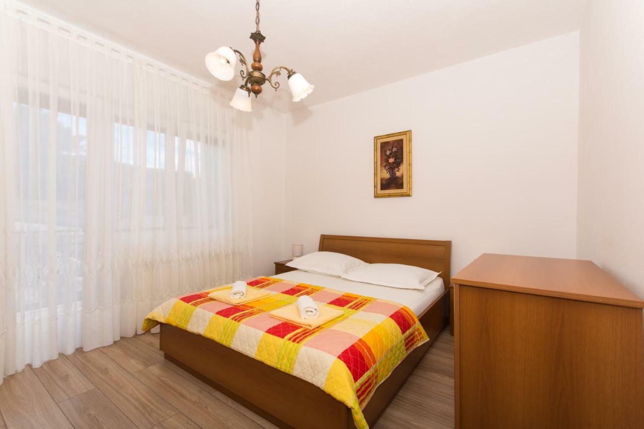Apartman Domic Slatine Luaran gambar