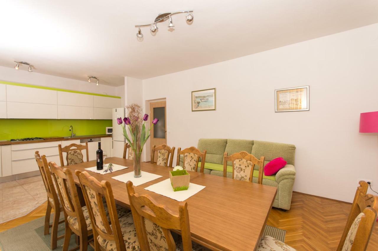 Apartman Domic Slatine Luaran gambar